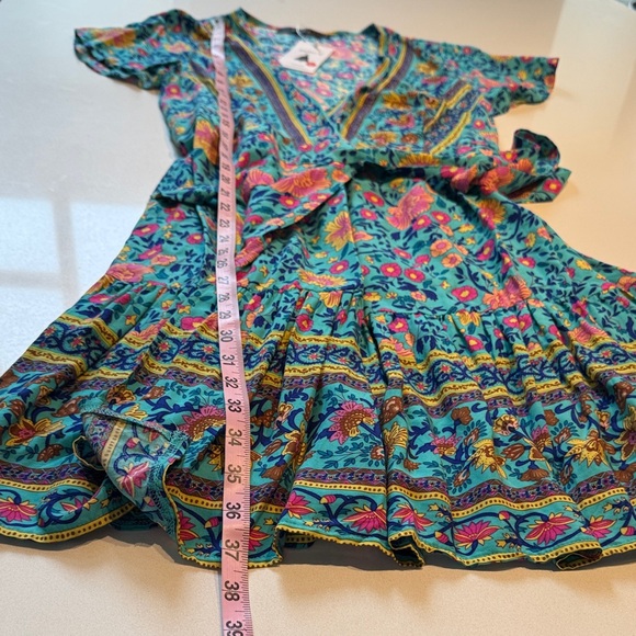 🆕 Zesica Vibrant Floral Wrap Midi Dress Blue and Pink, Size S - Picture 11 of 11